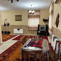 کلبه-سنتی-در-باغ-لاکچری