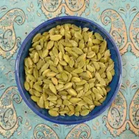 زرشک  زعفران و هل و پودر زعفران بصورت خورده و عمده