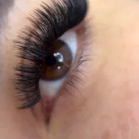 آموزش مژه با بهترین قیمت و فقط بیانیه ۶۰۰ تومن