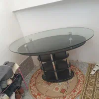 میزناهارخوری وگلدان