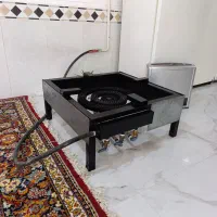 تیغ و پنجره چرخ گوشت منقل میزوصندلی اجاق رستوران