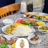 ویتر خانم یا آقا