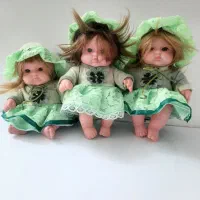 عروسک  بچه