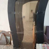 آینه داره ۴طبقه شیشه ای با رنگ اسپره رنگش عوض میشه