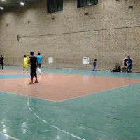 ب یک تیم فوتسال. 5نفرنیازمندیم