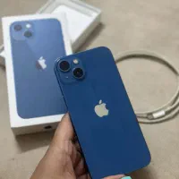 آیفون ۱۳ آبی به همراه ساعت اپل واچ سری ۷