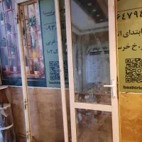 در تراس یا بالکن آلومینیوم قدیمی درجه یک و سنگین