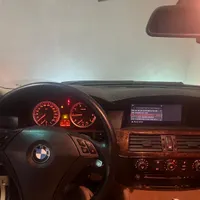 بی‌ام‌و سری 5 سدان 525i، مدل ۲۰۰۵ فول کامل|خودرو سواری و وانت|تهران, نصرت|دیوار