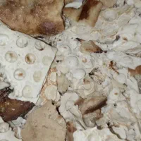 نان خشک تمیز و پاک شده