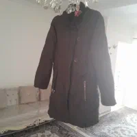 کاپشن زنانه سایز ۴۶ ب ۴۸ نور افتاده تو عکس