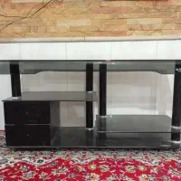 میز شیشه تمیز سالم قیمت ۱تومن