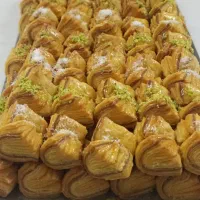 کارگاه تولیدی شیرینی به قیمت عمده