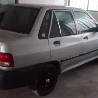 پراید نقره ای .
