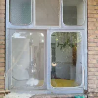پنجره آهنی