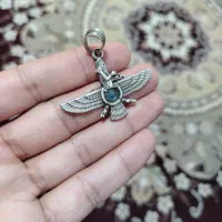 فروهر نقره با توپاز