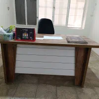 میز تحریر، کامپیوتر و اداری