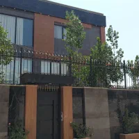اپارتمان-طبقه-اول-وام-دار