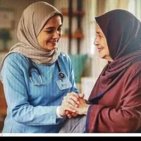 استخدام یک خانم پرستار در منزل برای یک خانم سالمند