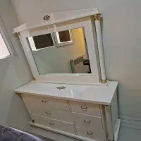 دراور به همراه اینه بزرگ