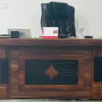 میز اداری و صندلی