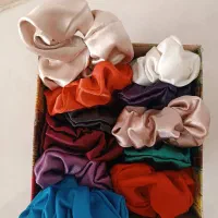 اسکرانچی ساتن