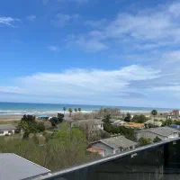 میزبانی از میهمانی های خانوادگی و ایونت های کاری