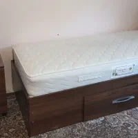 تخت تکنفره و پاتختی