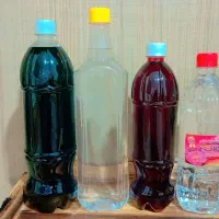شربت گل و شربت نعناع و رب انارو آب گلاب