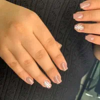 تخفیف ویژه ناخن تا اسفند ماه