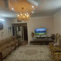 آپارتمان100متر/طبقه1/جلال آل احمد