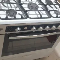 اجاق گاز فردار  رنگ سفیدکار کرده کاملا سالم
