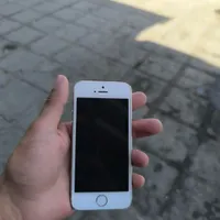 اپل iPhone 5s با حافظهٔ ۶۴ گیگابایت