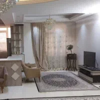 پرده گل برجسته همراه با دکور مخمل