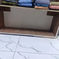 قفسه مغازه. و مانکن