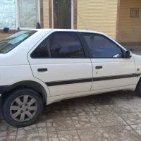راننده با خودرو جهت کار در تاکسی سرویس