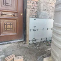 شاگرد کاشی کار