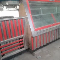 یخچال ویترینی یکسال کار .۲/۵متری