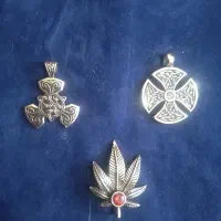 آویز گردنی صلیب