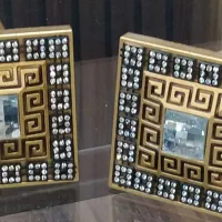 گل میخ و شرابه پرده