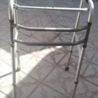 واکر آلمینیومی تاشو و دستشویی فرنگی