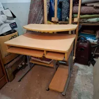 میز کامپیوتر
