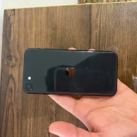 ایفون se 2020