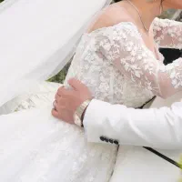 لباس عروس مزون هستی