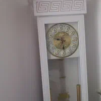 ساعت ایستاده سفید