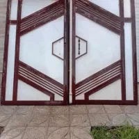 درب بزرگ ماشین رو