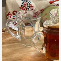 فنجان پاشاباغچه و شیشه روغن و شیشه عسل