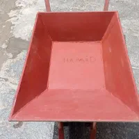 فرغون و جعبه ابزار دست ساز