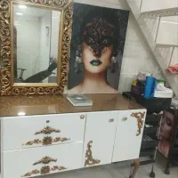 فروش کنسول و یک عدد آینه بزرگ