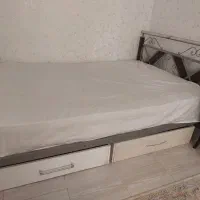 تخت دونفره