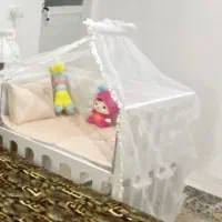 تخت کنارمادر